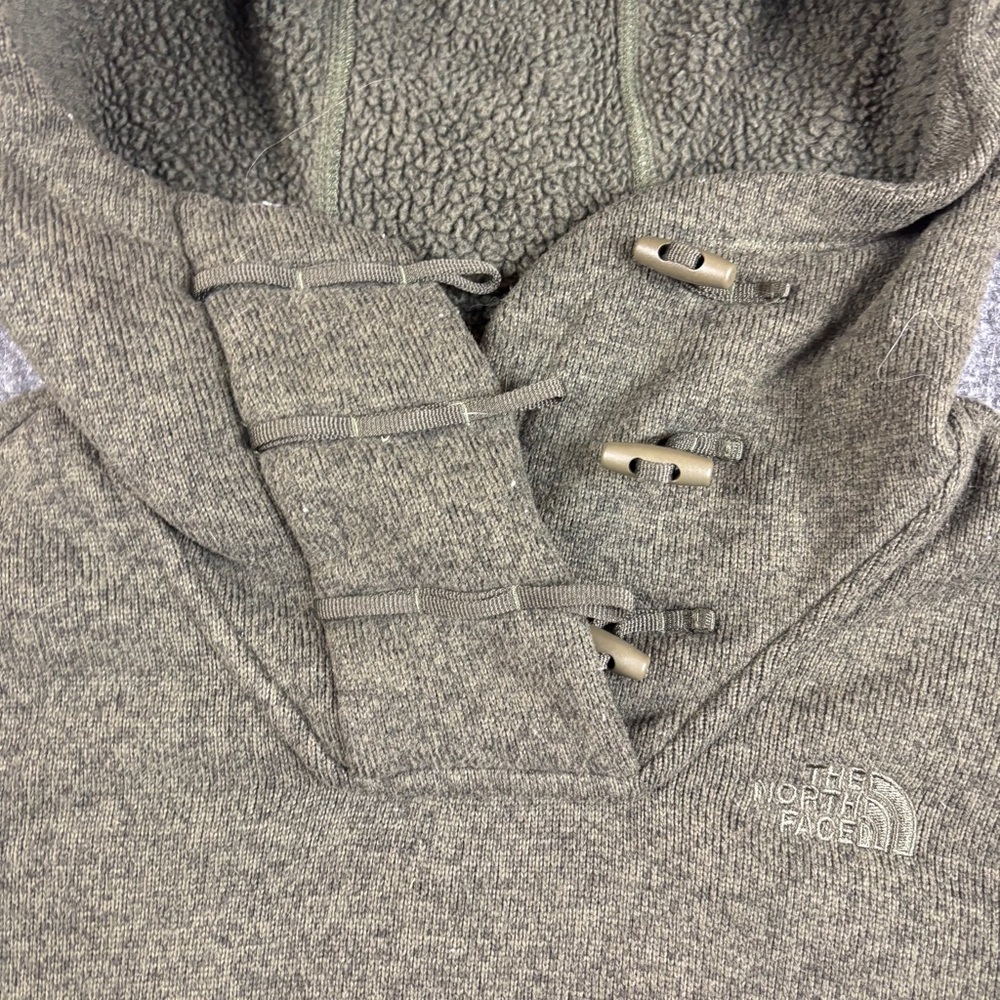 THE NORTH FACE Women’s Green Crescent Hooded Pullover size: Small - Picture 3 of 8